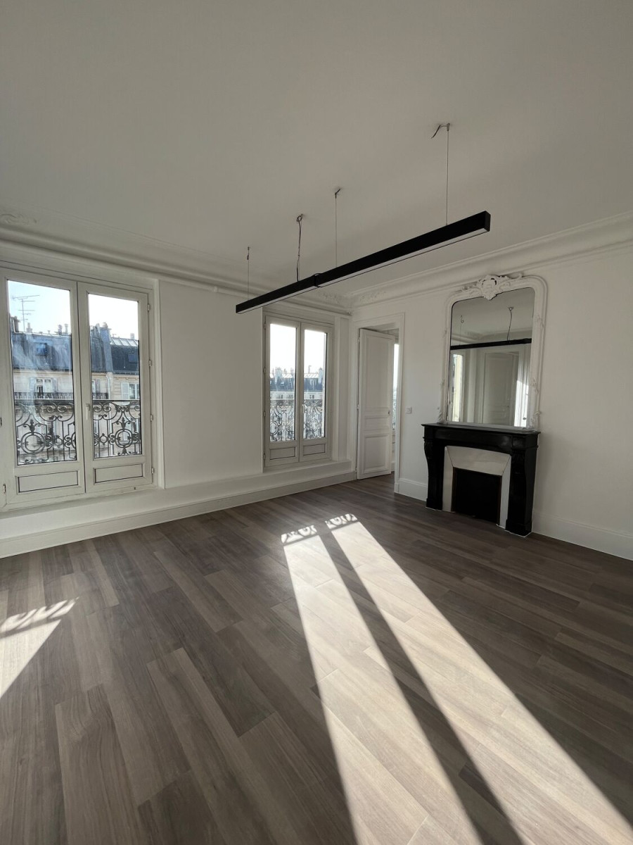 
                                                Location
                                                 Location Bureaux Paris 75010