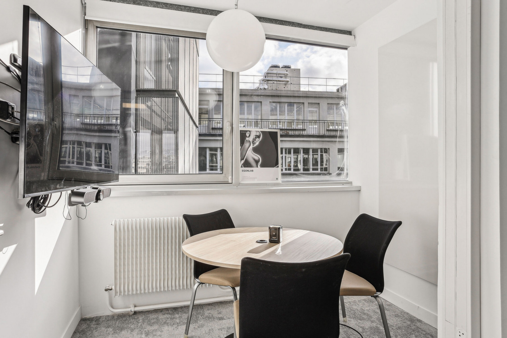 
                                                Location
                                                 Location Bureaux Paris 75010