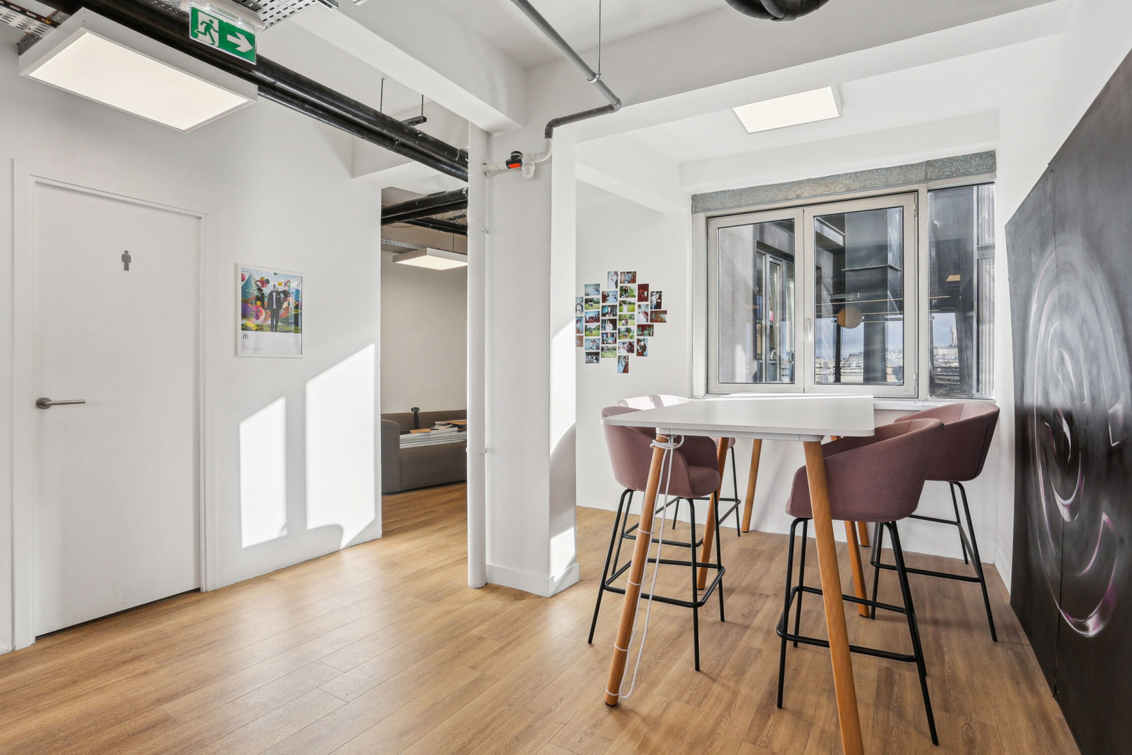 
                                                Location
                                                 Location Bureaux Paris 75010
