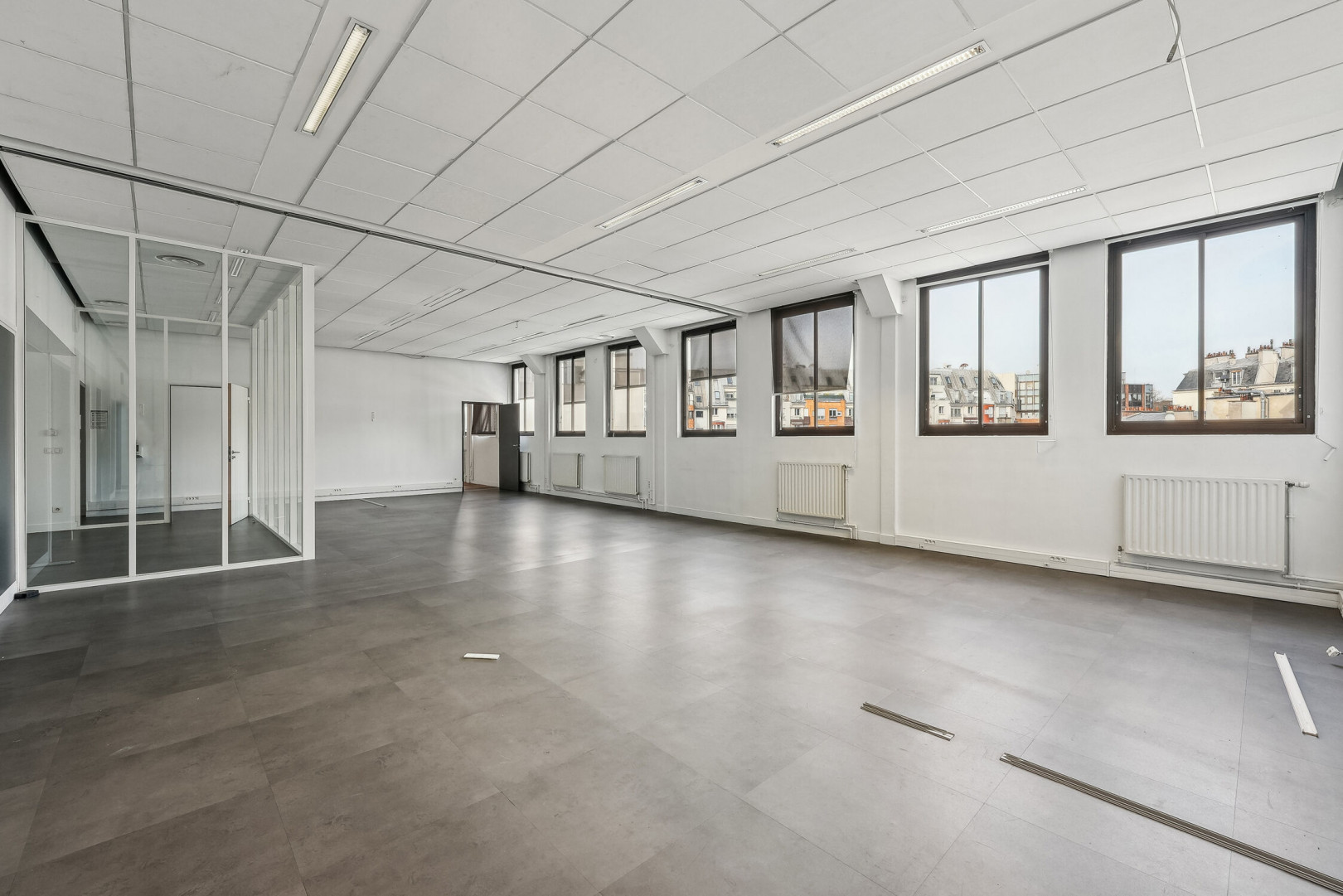 
                                                Location
                                                 Location Bureaux Paris 75010