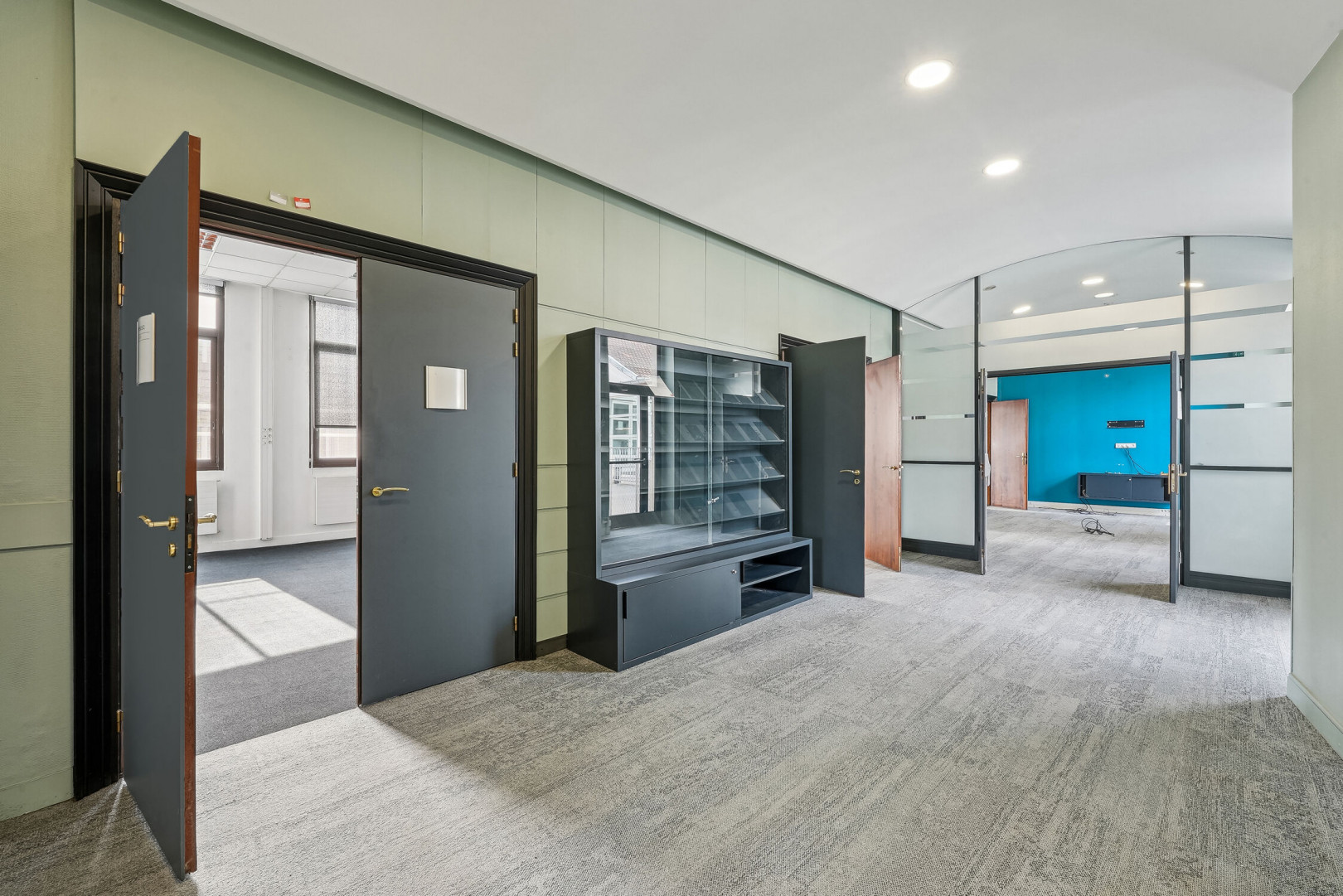 
                                                Location
                                                 Location Bureaux Paris 75010