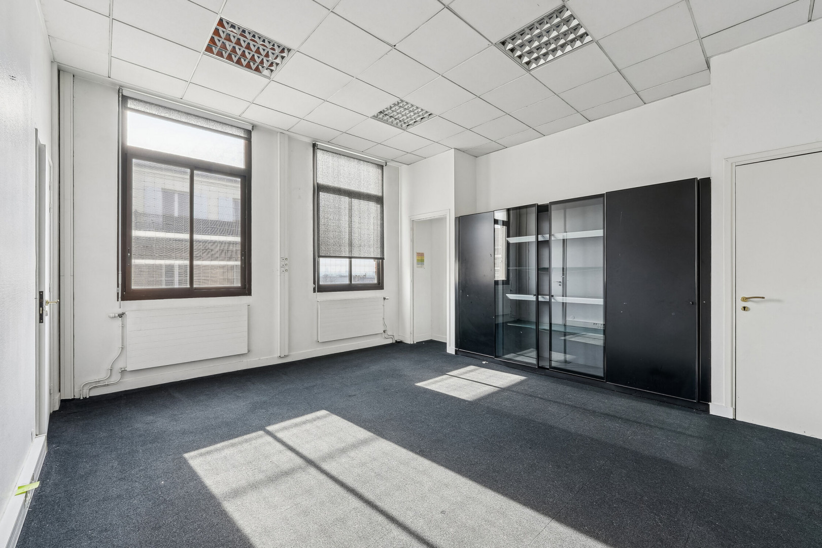 
                                                Location
                                                 Location Bureaux Paris 75010