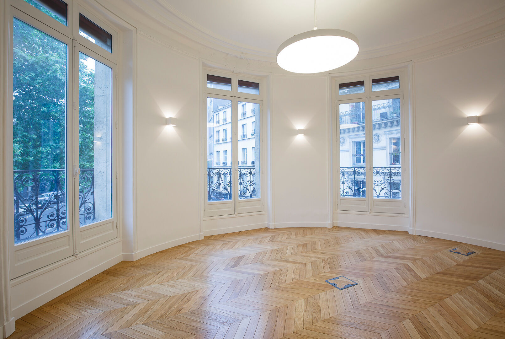 
                                                Location
                                                 Location Bureaux Paris 75010