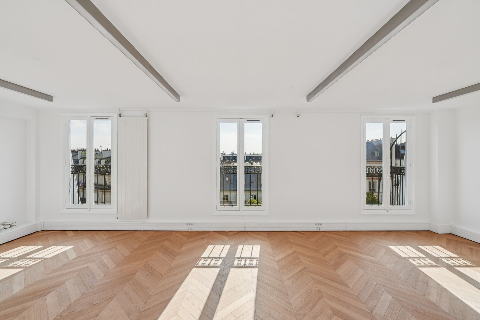 
                                                Location
                                                 Location Bureaux Paris 75010