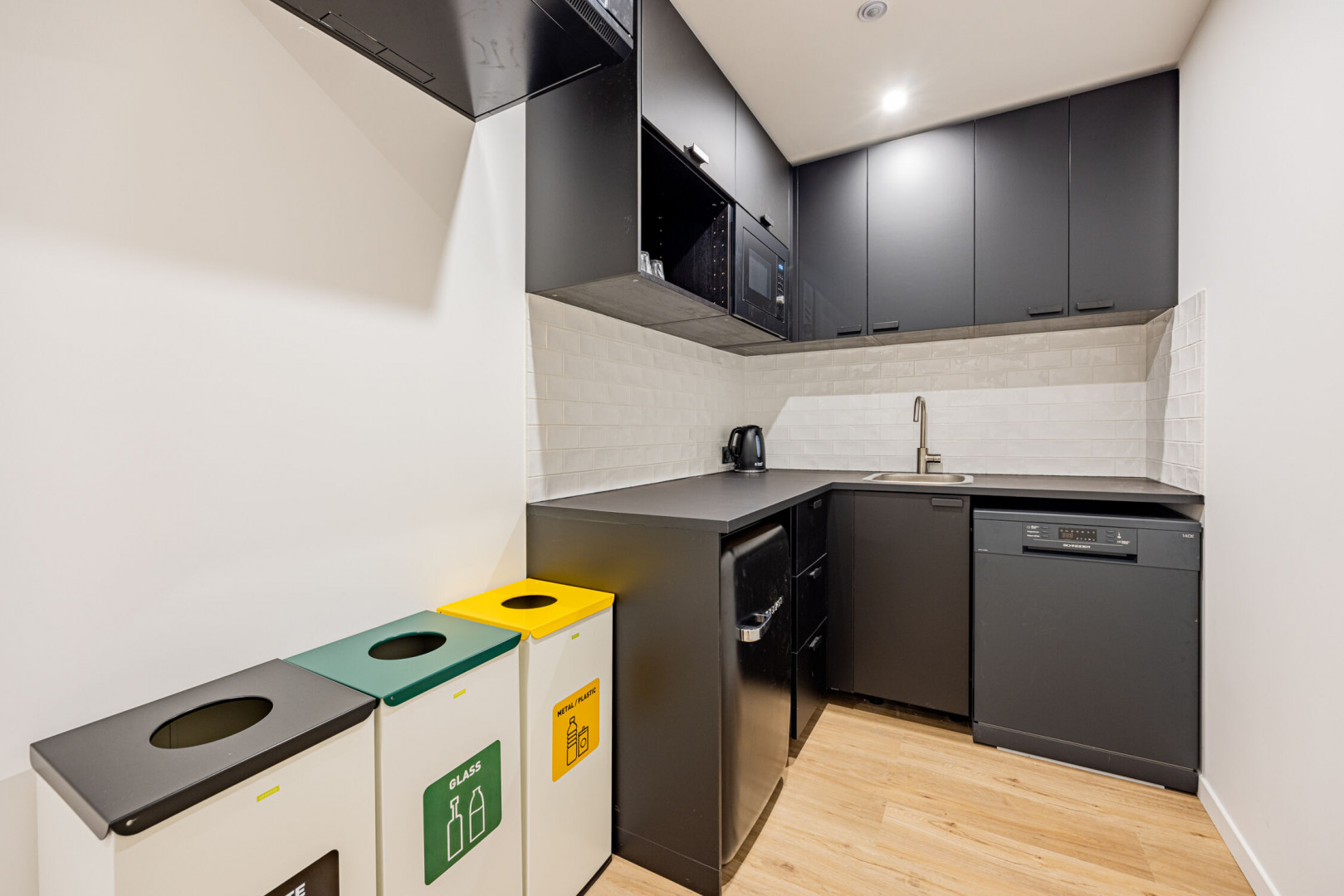 
                                                Location
                                                 Location Bureaux Paris 75010
