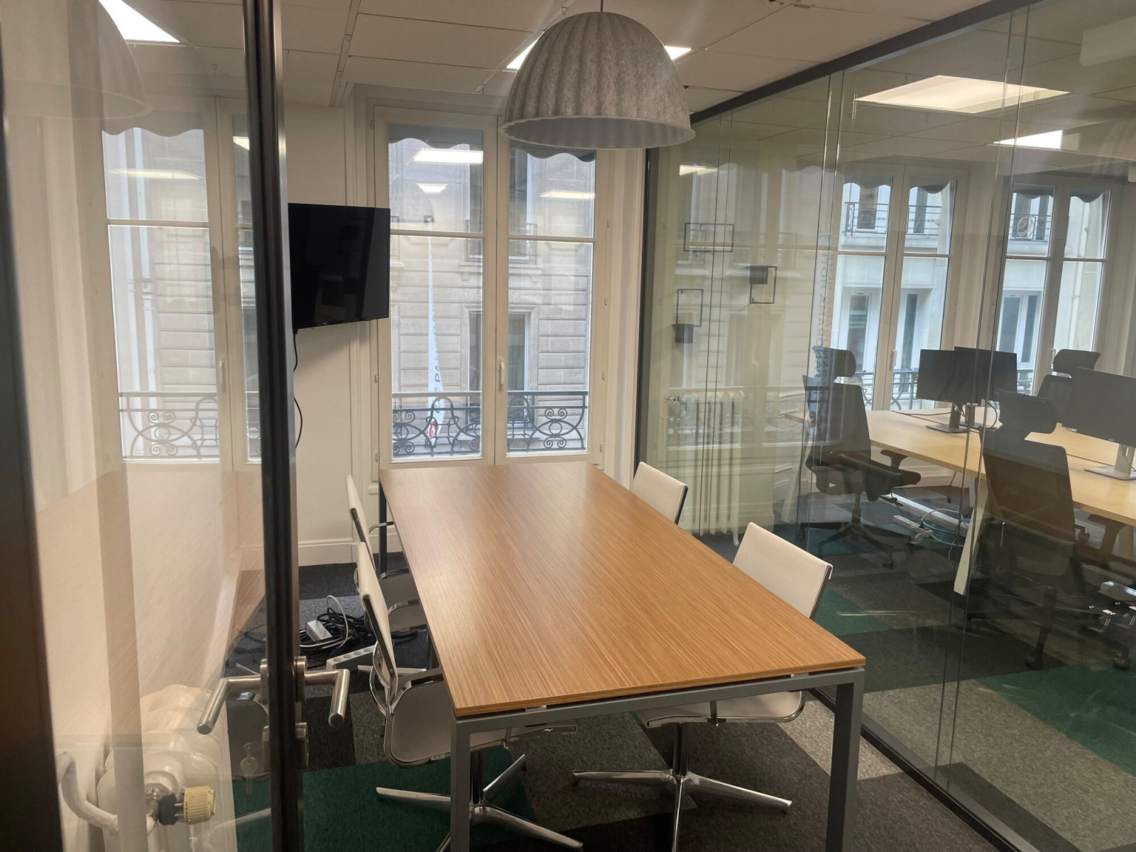 
                                                Location
                                                 Location Bureaux Paris 75010