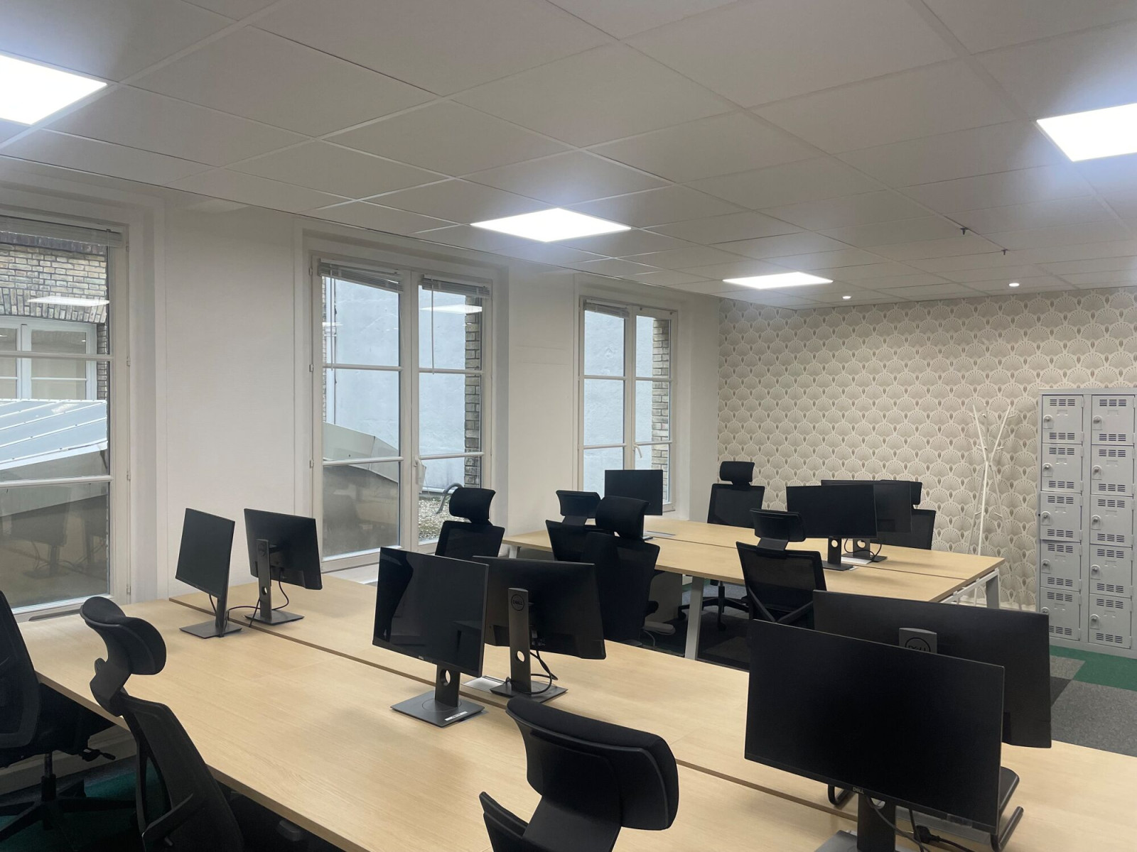 
                                                Location
                                                 Location Bureaux Paris 75010