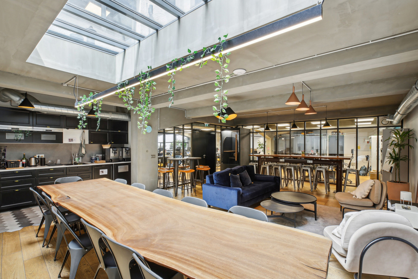 
                                                Location
                                                 Location Bureaux Paris 75010