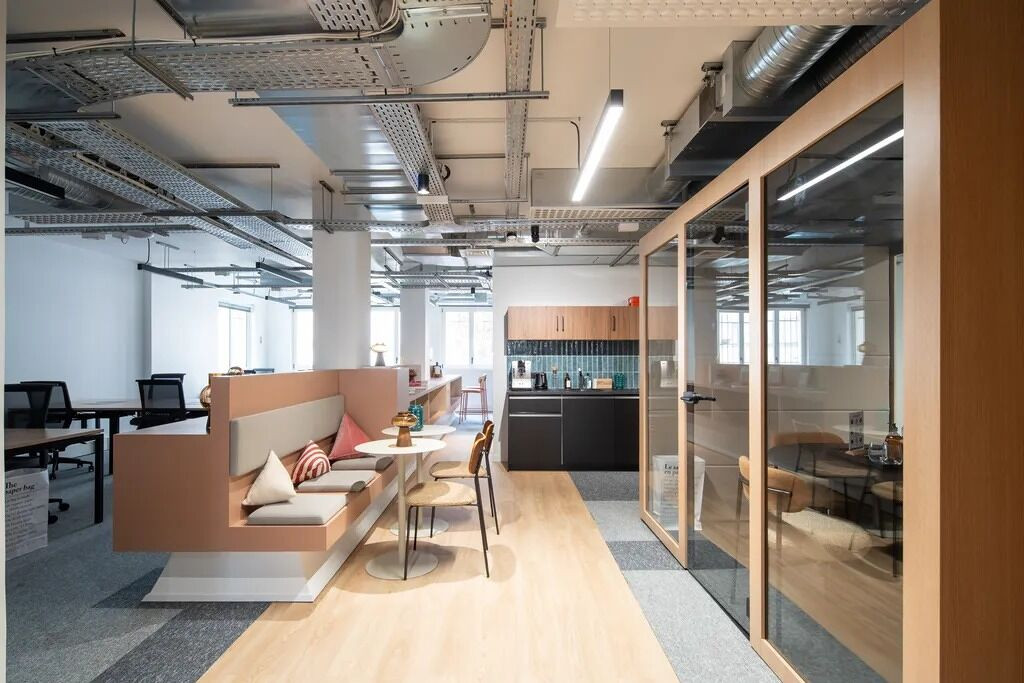 
                                                Location
                                                 Location Bureaux Paris 75010