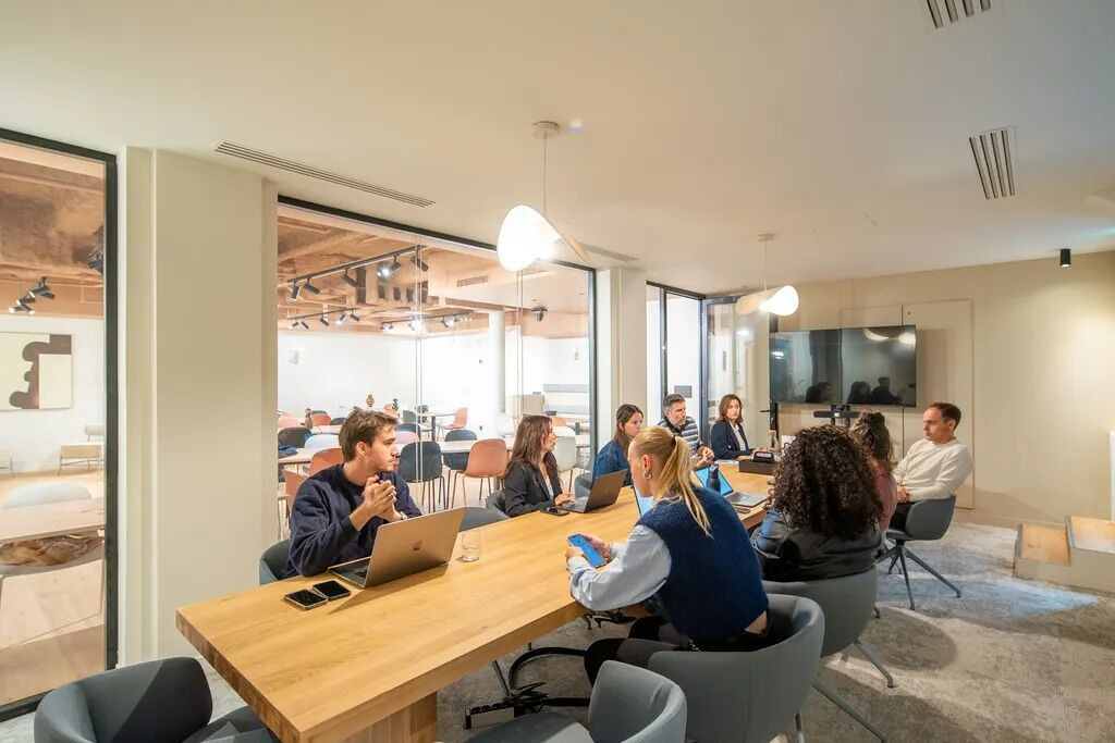 
                                                Location
                                                 Location Bureaux Paris 75010