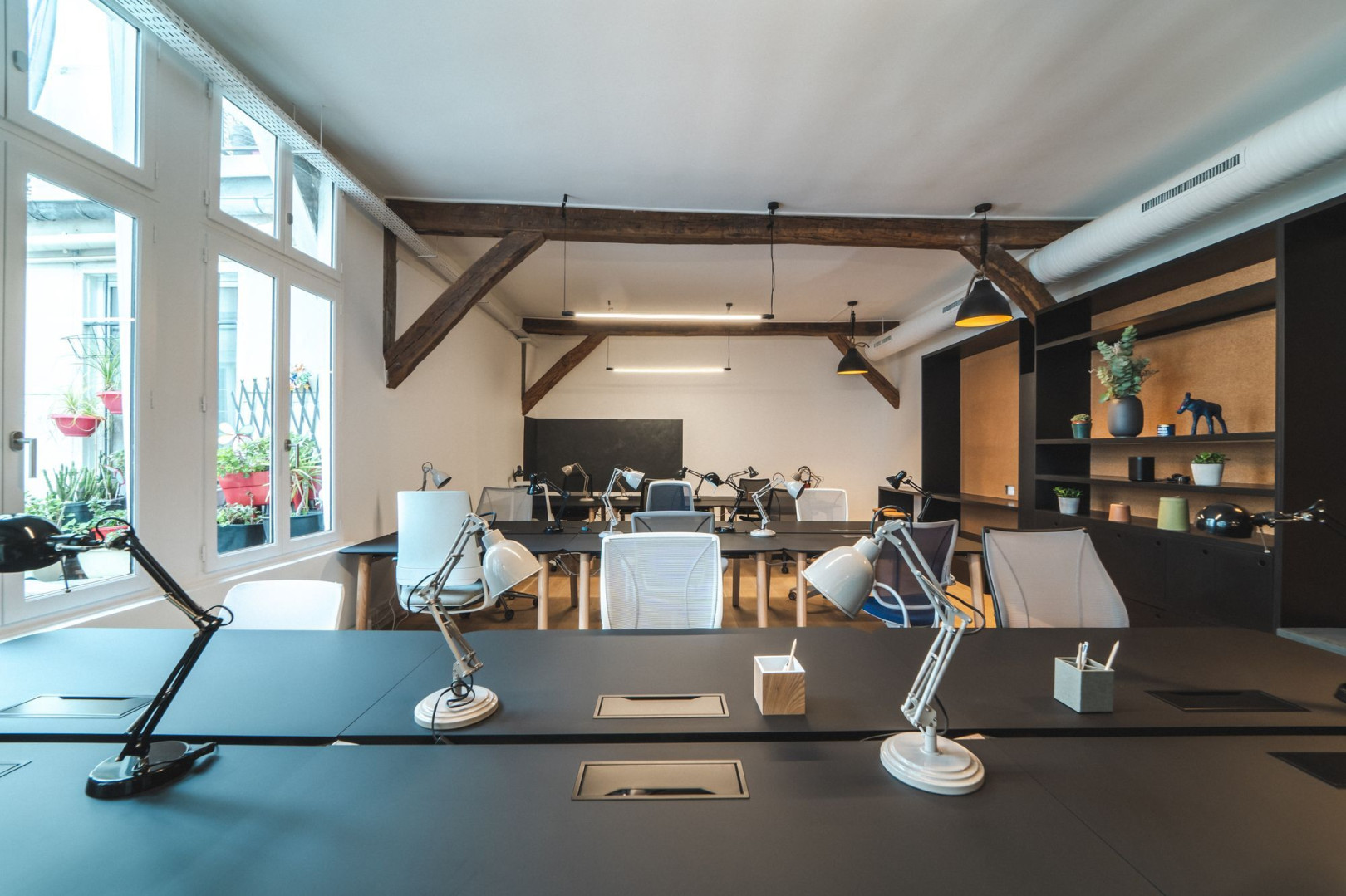 
                                                Location
                                                 Location Bureaux Paris 75010