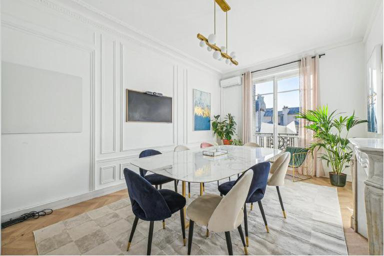 
                                                Location
                                                 Location Bureaux Paris 75010