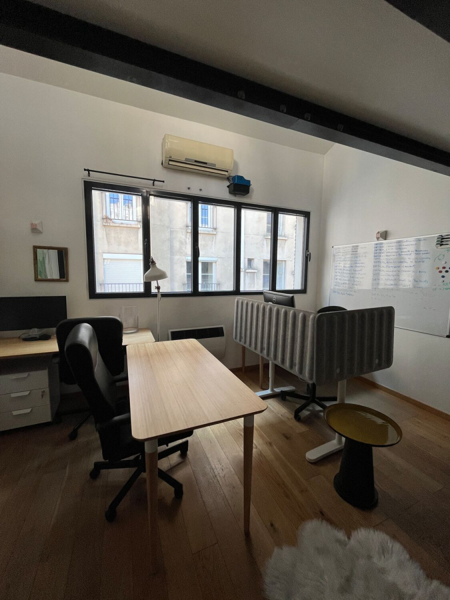
                                                Location
                                                 Location Bureaux Paris 75010