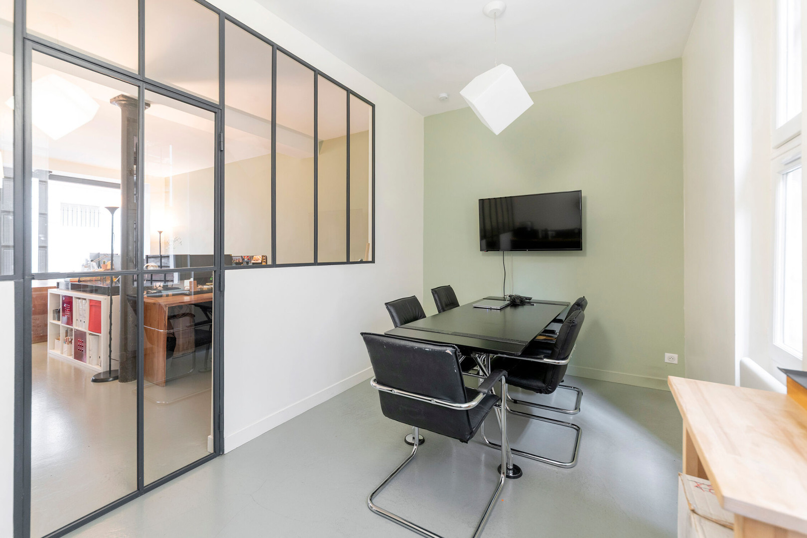 
                                                Location
                                                 Location Bureaux Paris 75010