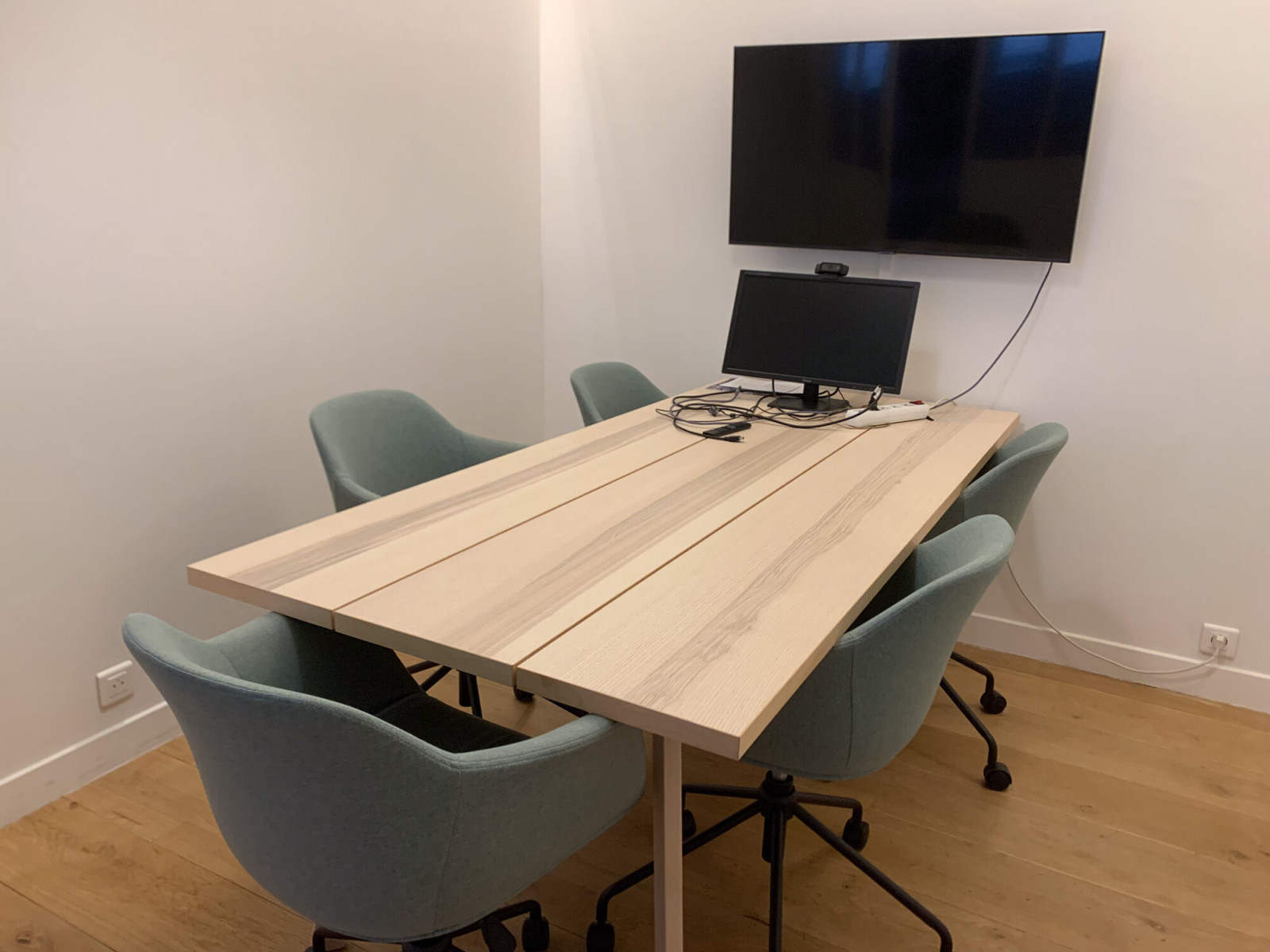 
                                                Location
                                                 Location Bureaux Paris 75010