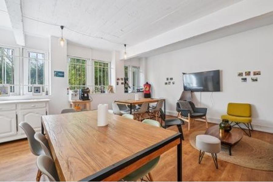 
                                                Location
                                                 Location Bureaux Paris 75010