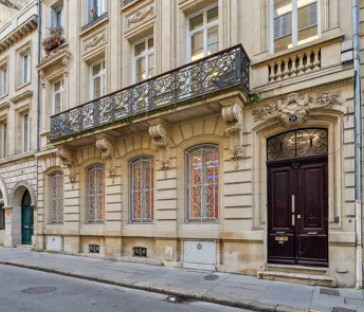 
                                                Location
                                                 Location Bureaux Paris 75010