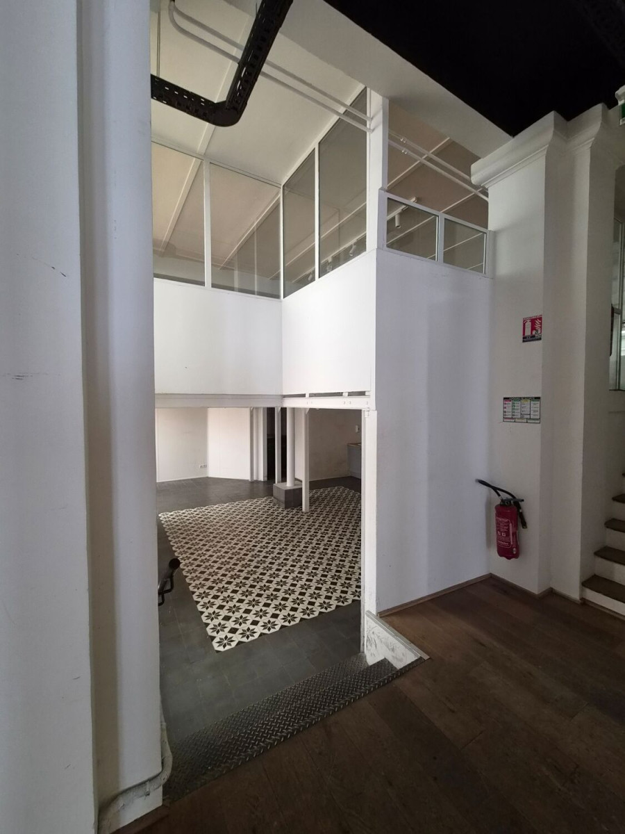 
                                                Location
                                                 Location Bureaux Paris 75010