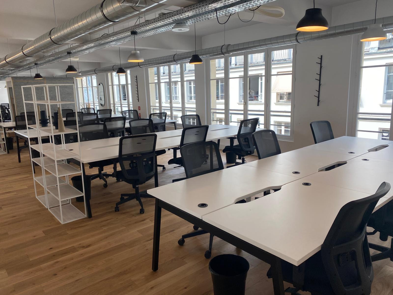 
                                                Location
                                                 Location Bureaux Paris 75010