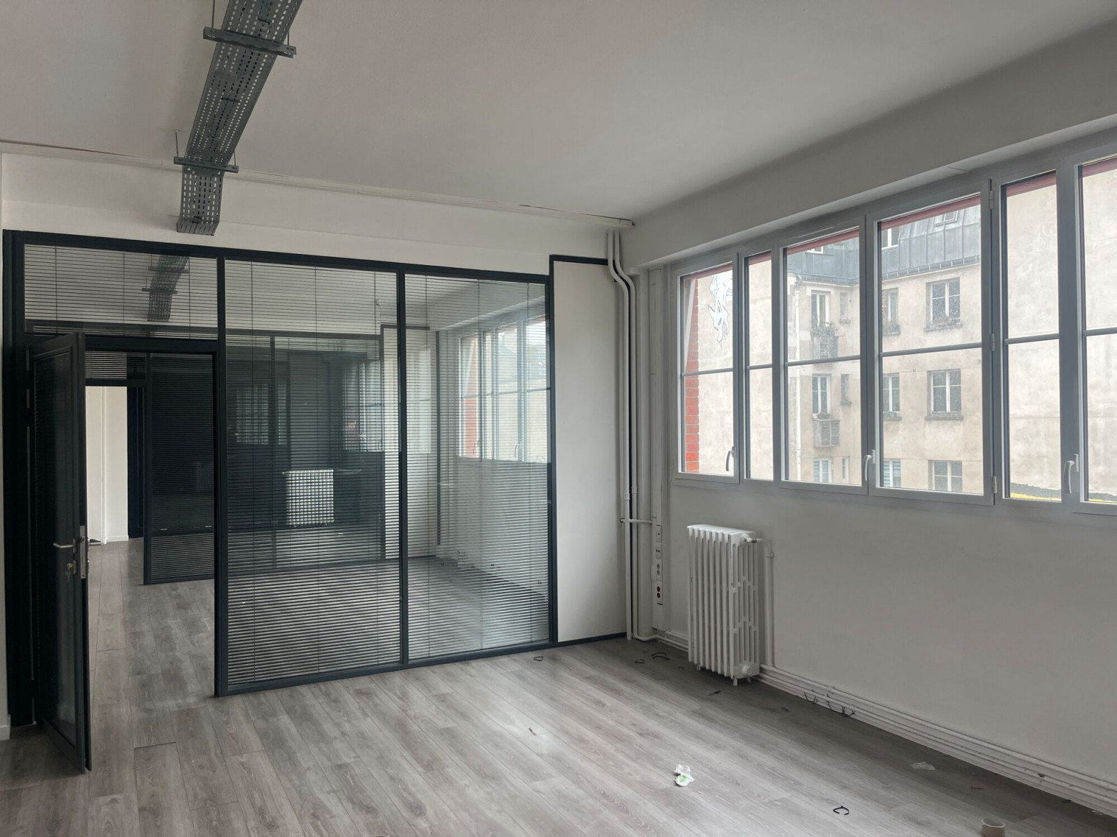 
                                                Location
                                                 Location Bureaux Paris 75011