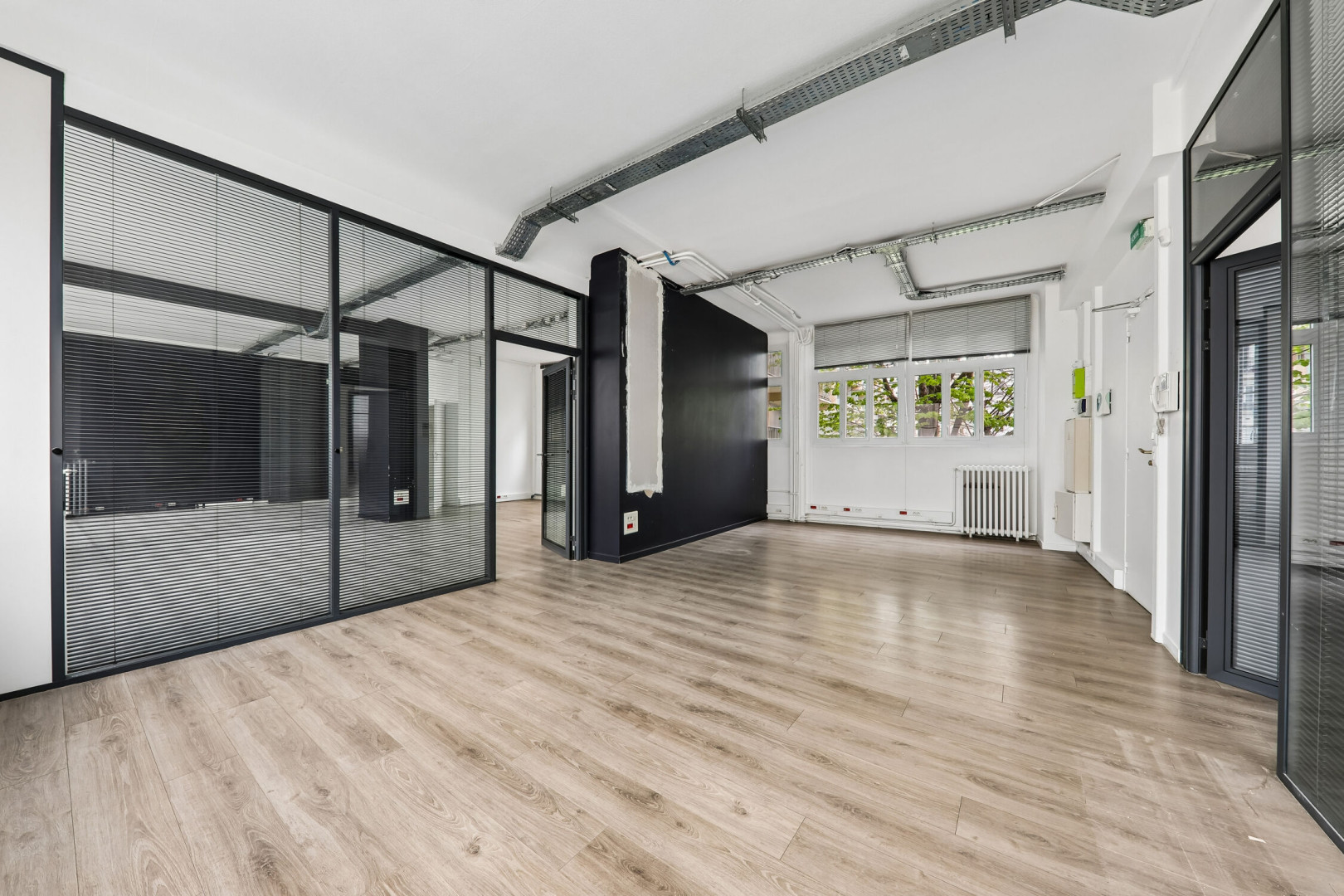 
                                                Location
                                                 Location Bureaux Paris 75011