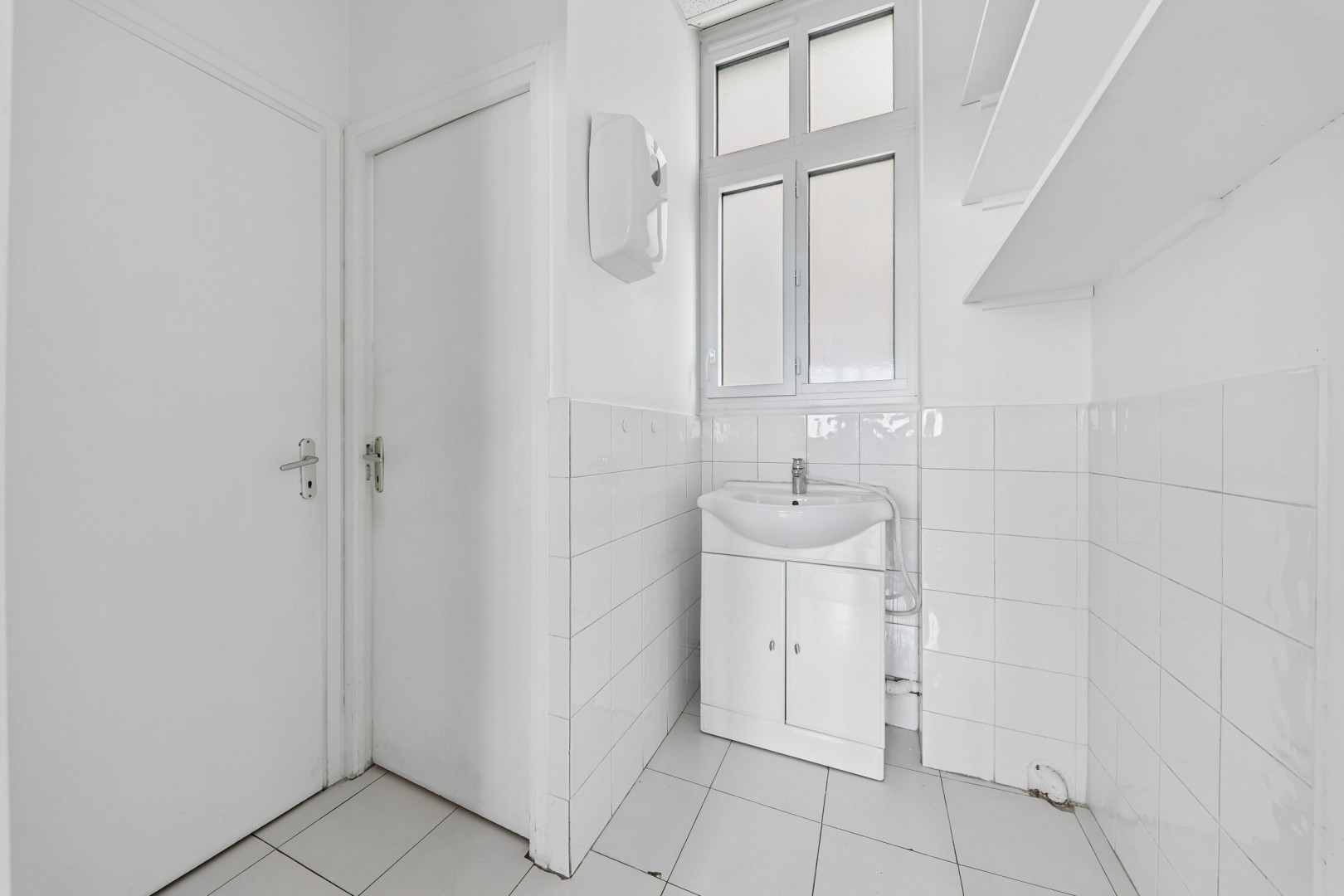 
                                                Location
                                                 Location Bureaux Paris 75011