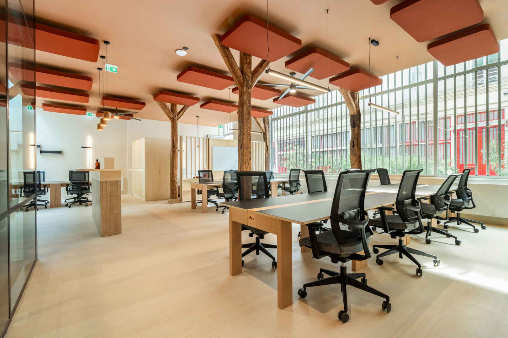 
                                                Location
                                                 Location Bureaux Paris 75011