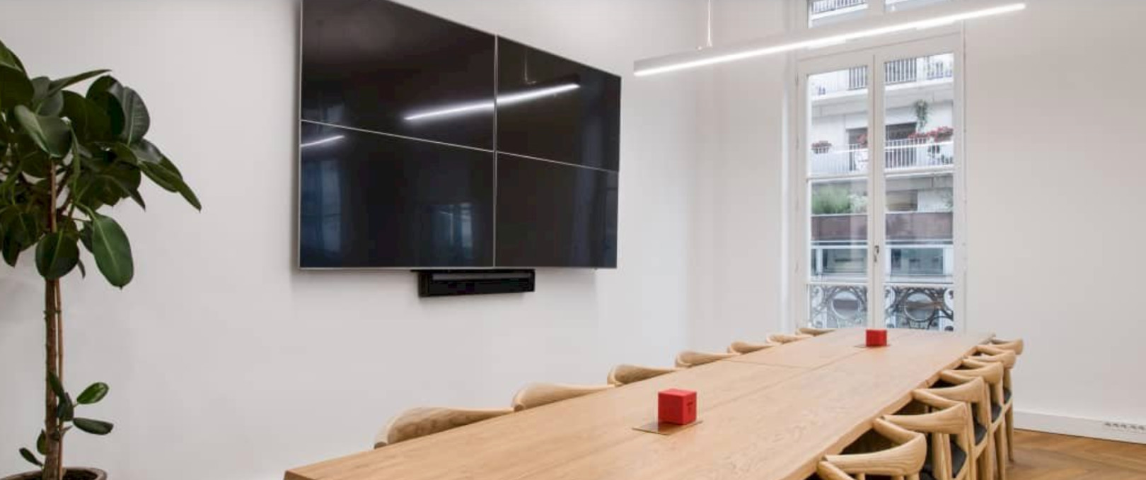 
                                                Location
                                                 Location Bureaux Paris 75011