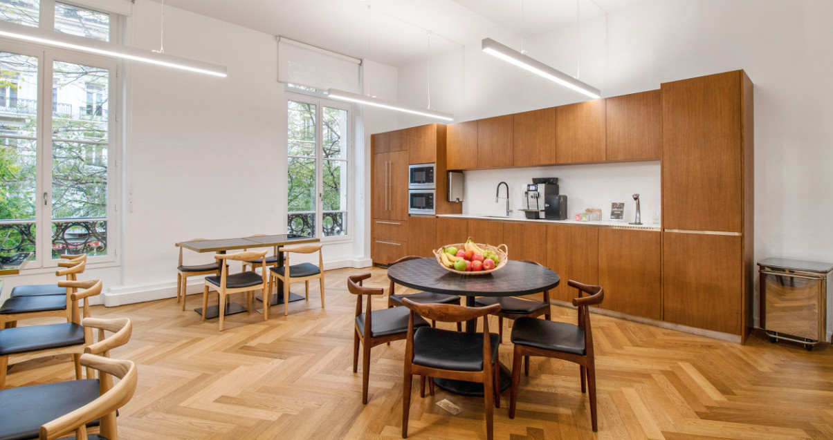 
                                                Location
                                                 Location Bureaux Paris 75011