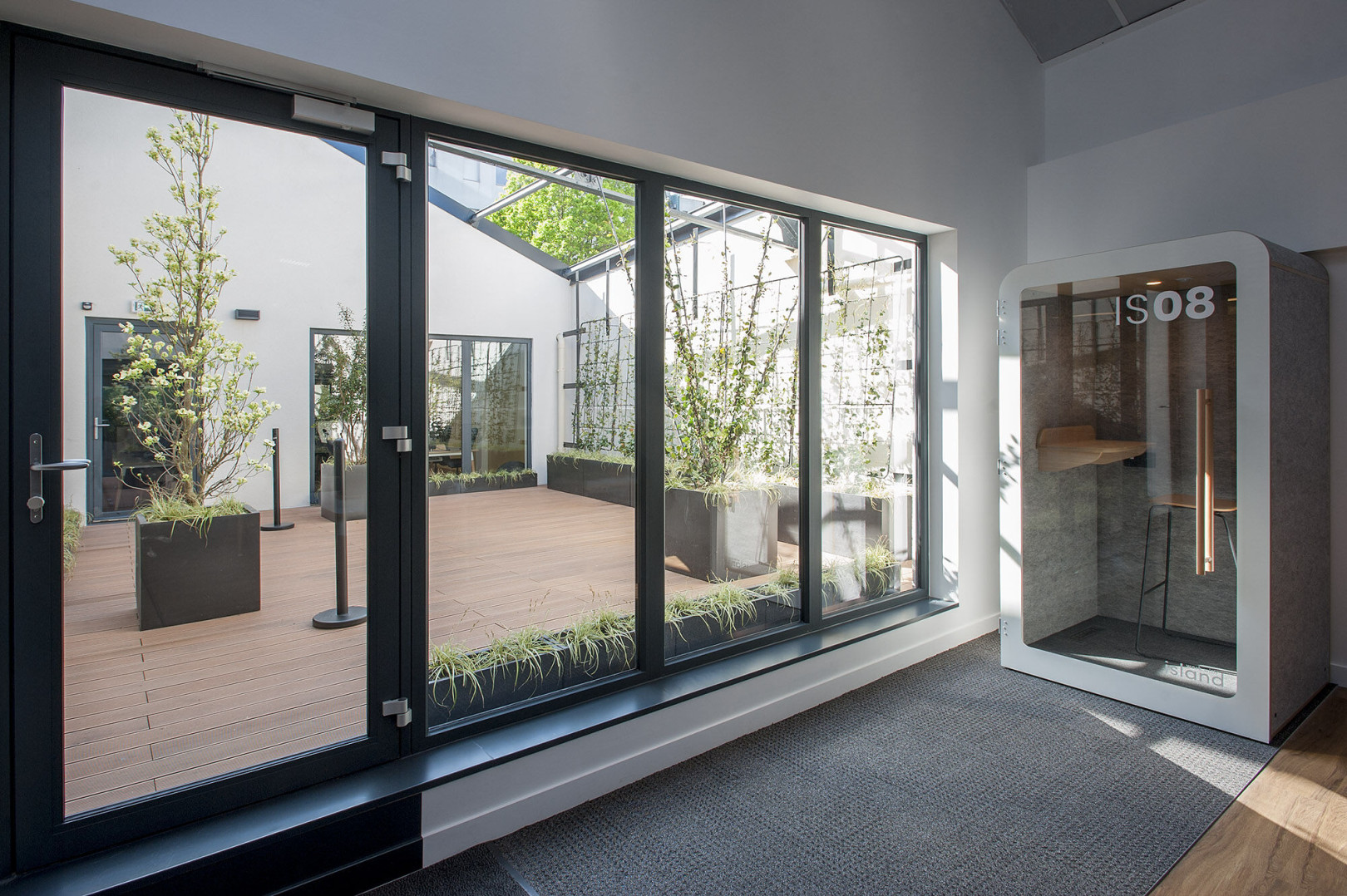 
                                                Location
                                                 Location Bureaux Paris 75011