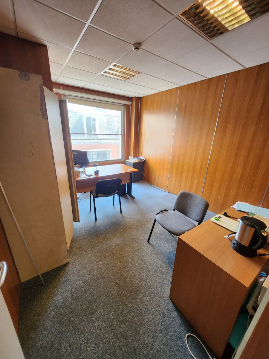 
                                                Location
                                                 Location Bureaux Paris 75011