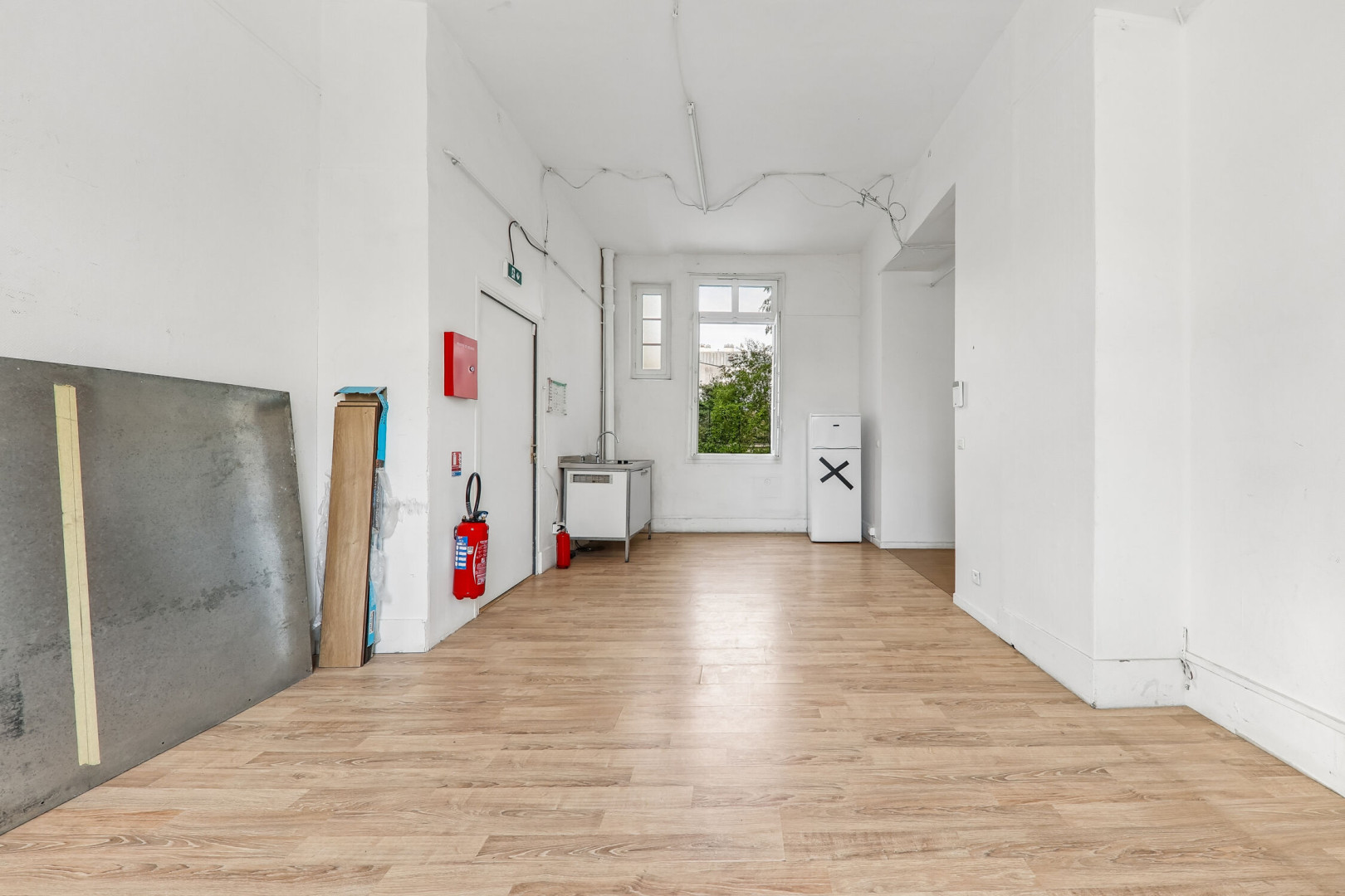 
                                                Location
                                                 Location Bureaux Paris 75011