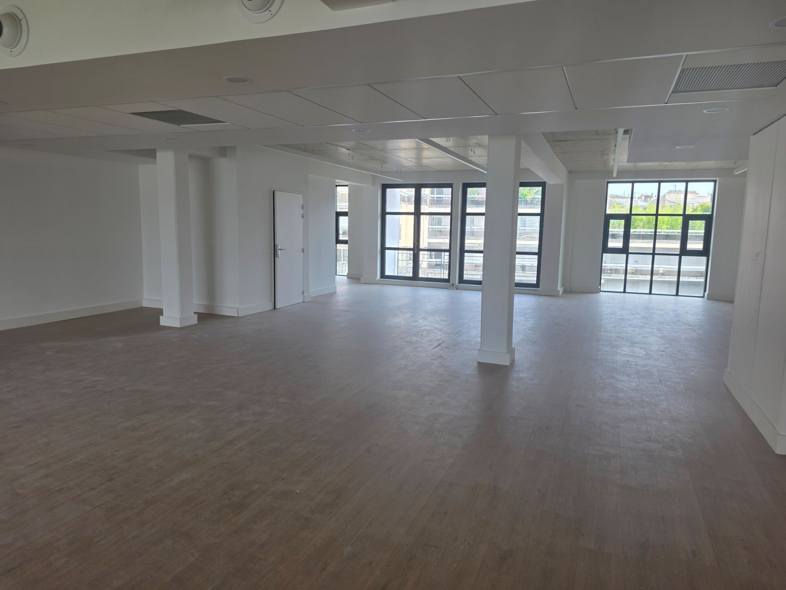 
                                                Location
                                                 Location Bureaux Paris 75012