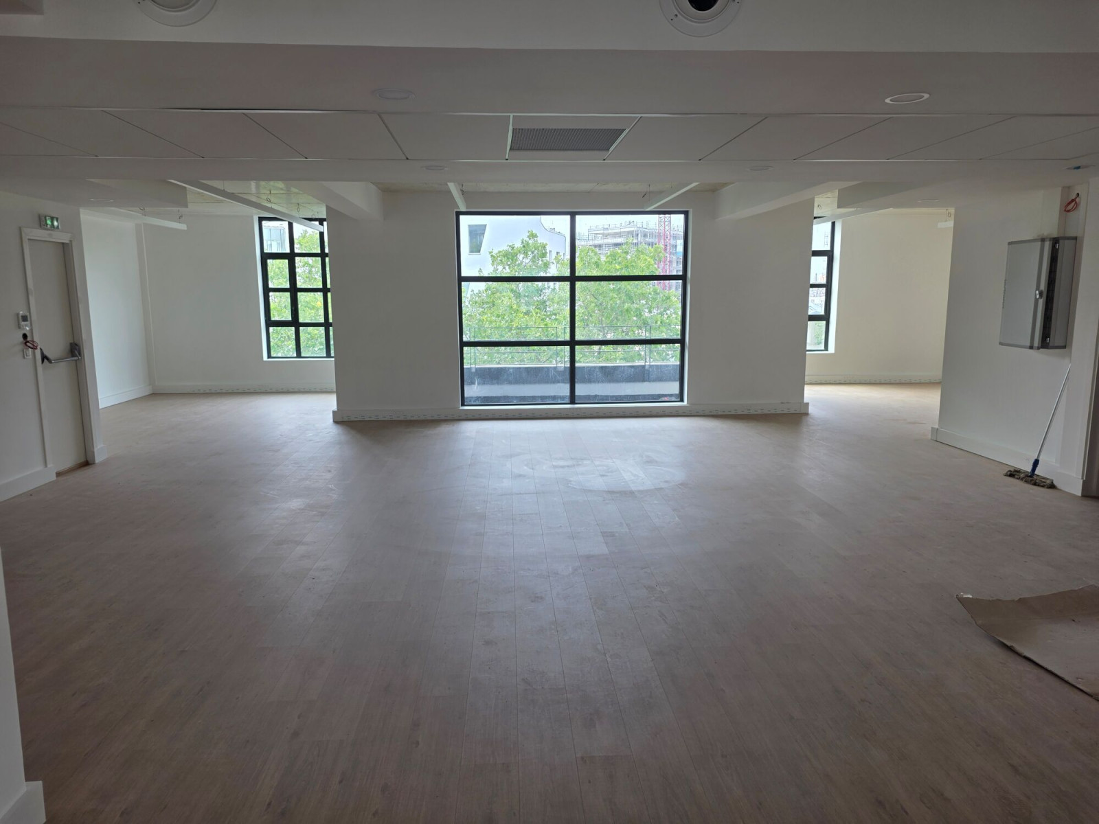 
                                                Location
                                                 Location Bureaux Paris 75012
