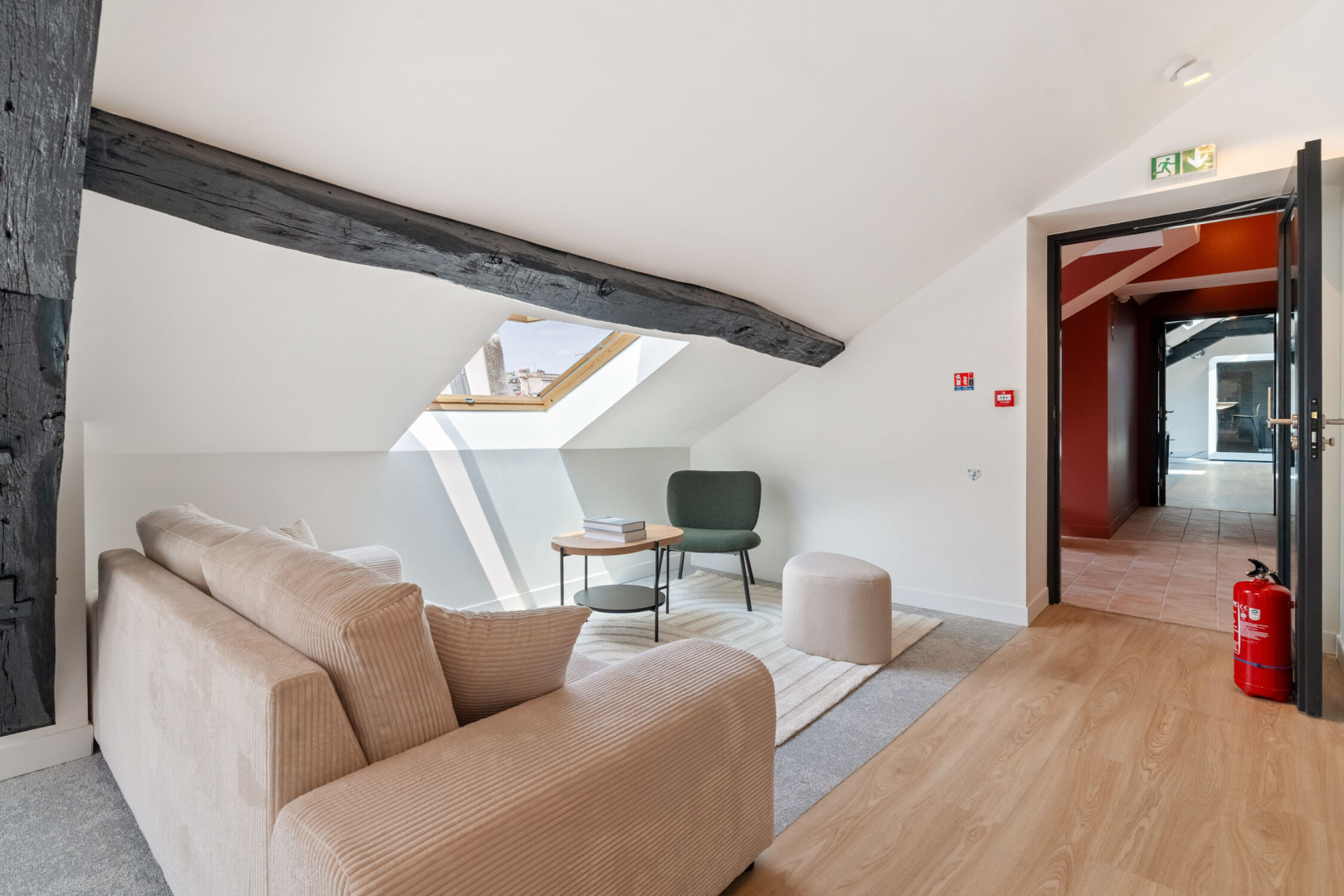 
                                                Location
                                                 Location Bureaux Paris 75012