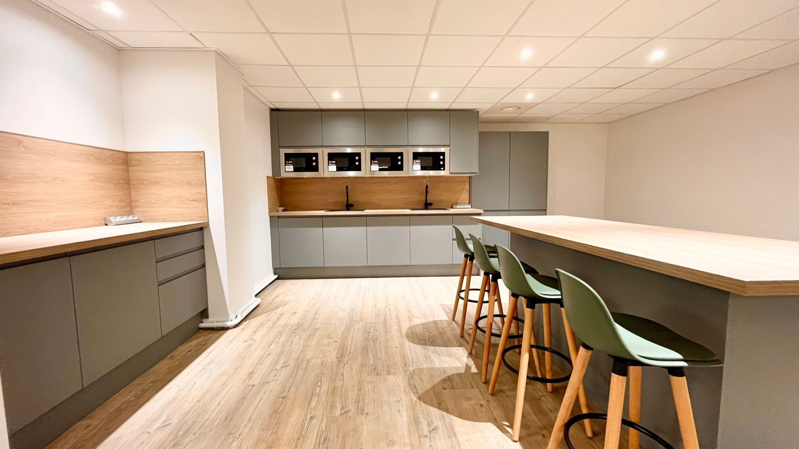 
                                                Location
                                                 Location Bureaux Paris 75012