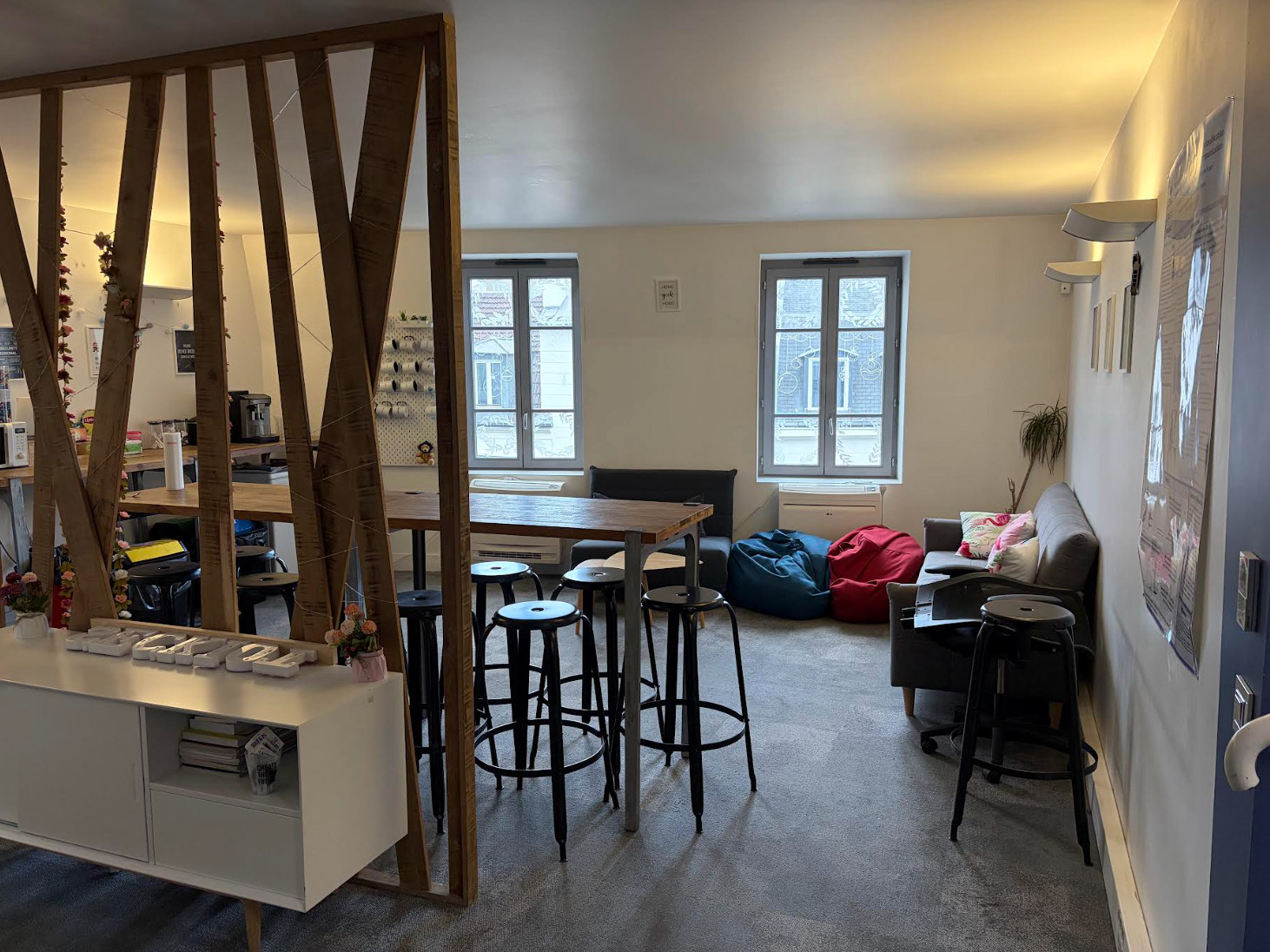 
                                                Location
                                                 Location Bureaux Paris 75012