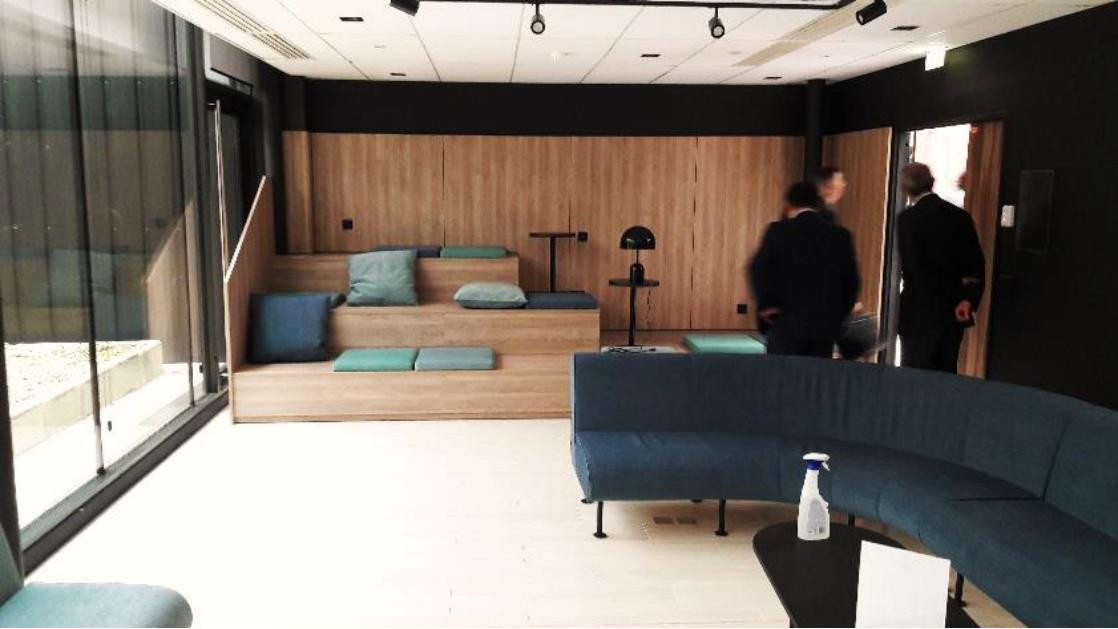 
                                                Location
                                                 Location Bureaux Paris 75015