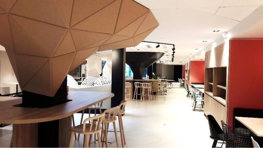 
                                                Location
                                                 Location Bureaux Paris 75015