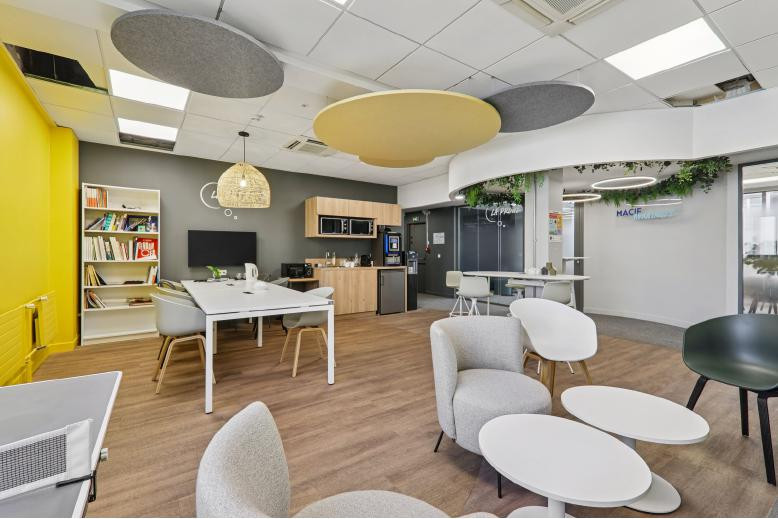 
                                                Location
                                                 Location Bureaux Paris 75015