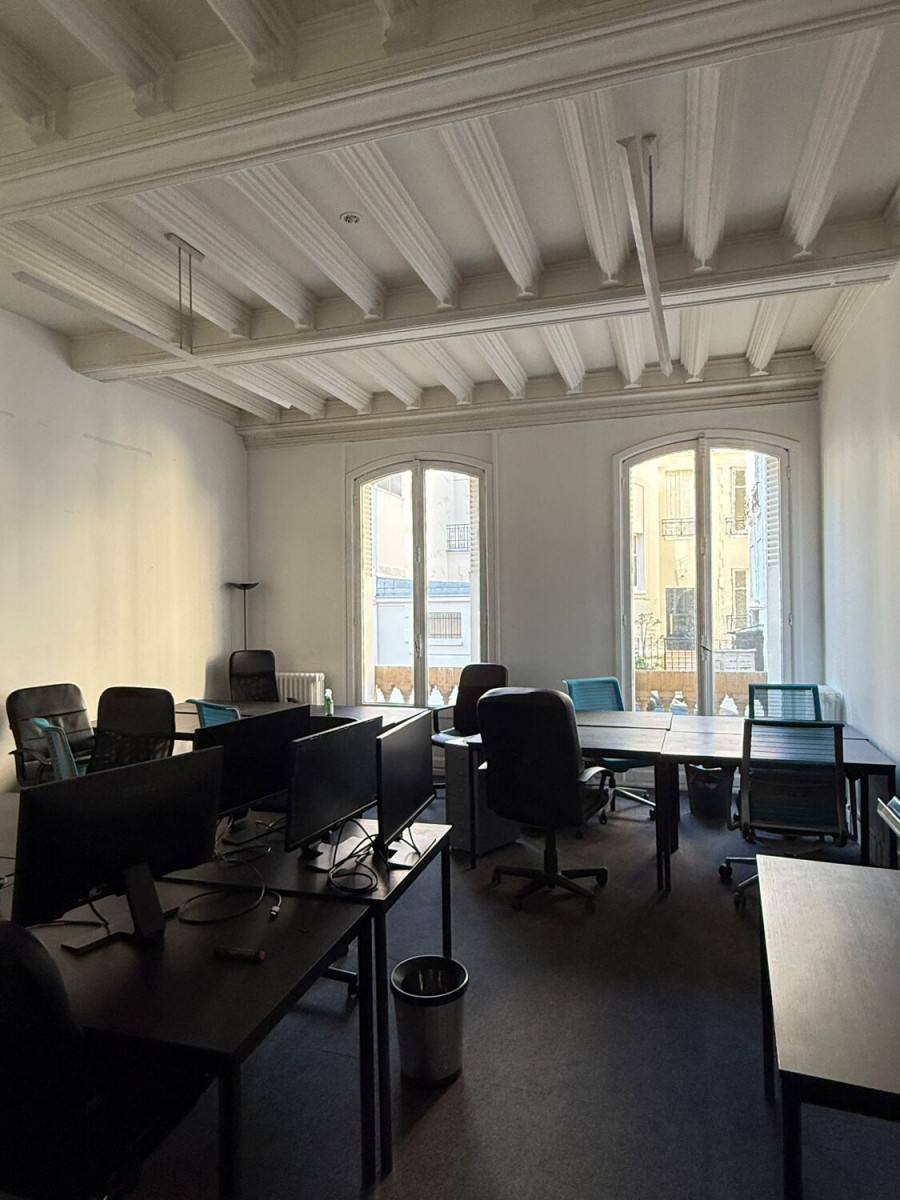 
                                                Location
                                                 Location Bureaux Paris 75016