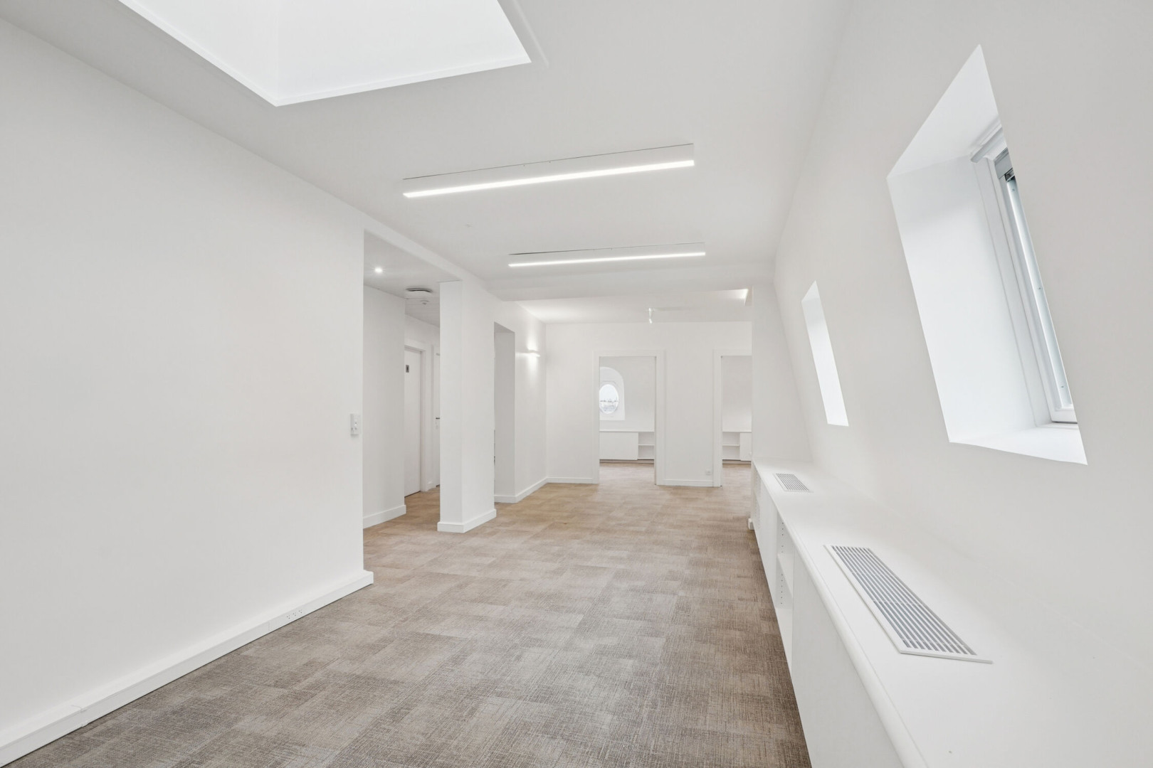 
                                                Location
                                                 Location Bureaux Paris 75016