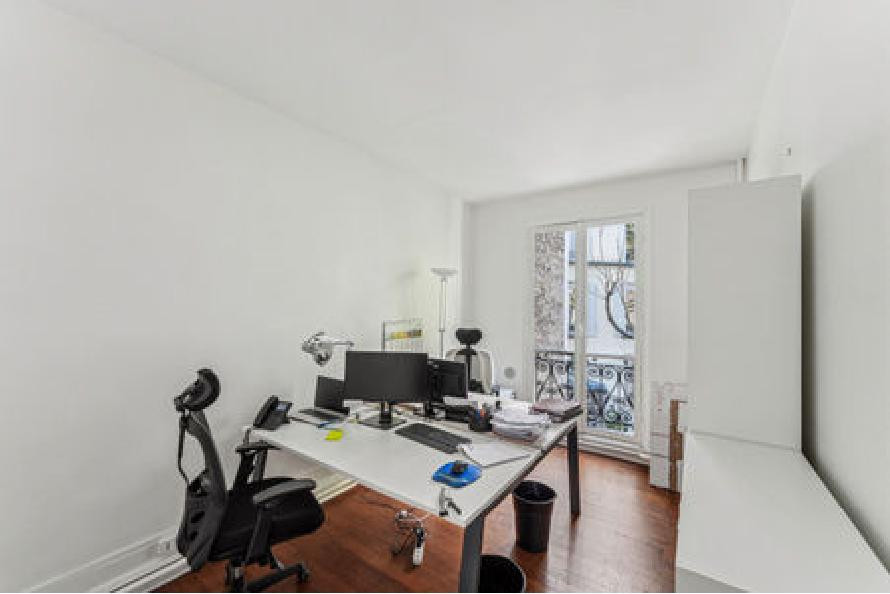 
                                                Location
                                                 Location Bureaux Paris 75016
