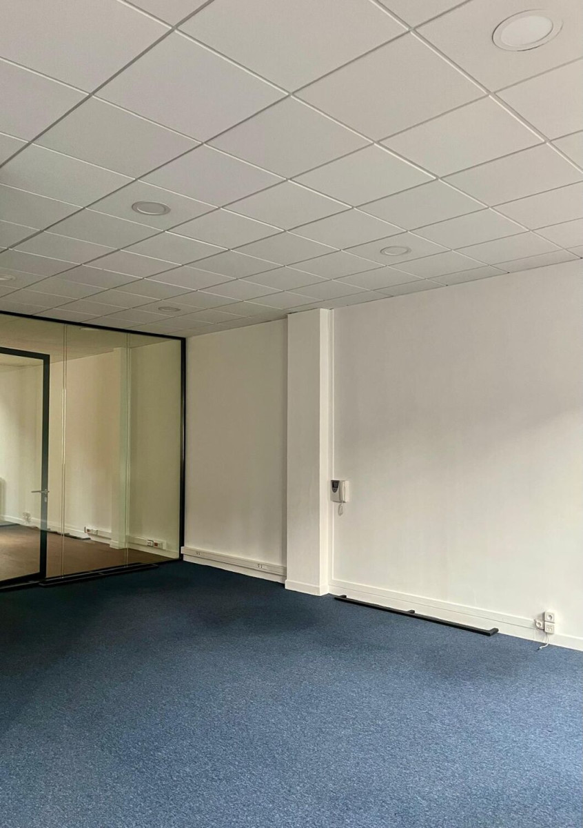 
                                                Location
                                                 Location Bureaux Paris 75016