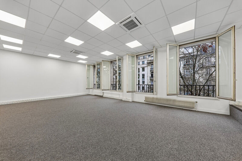 
                                                Location
                                                 Location Bureaux Paris 75016