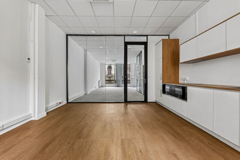 
                                                Location
                                                 Location Bureaux Paris 75016