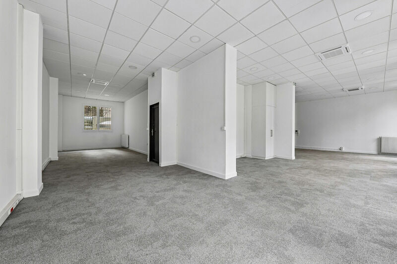 
                                                Location
                                                 Location Bureaux Paris 75016