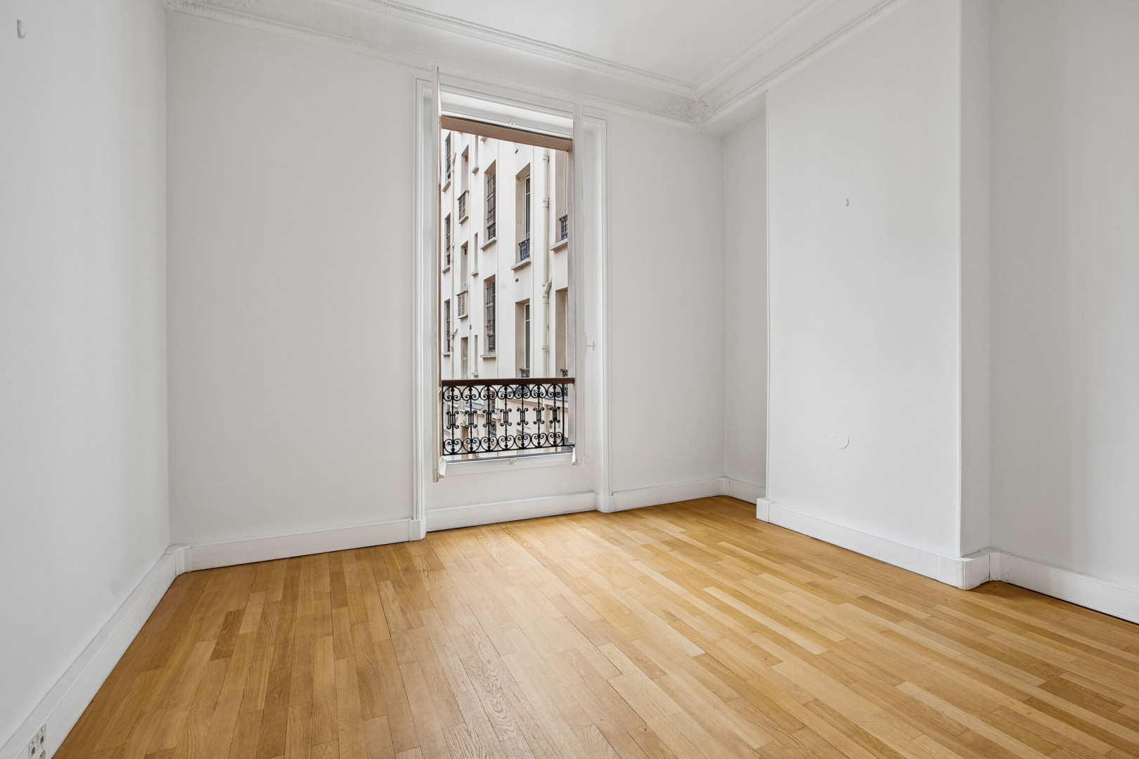 
                                                Location
                                                 Location Bureaux Paris 75016