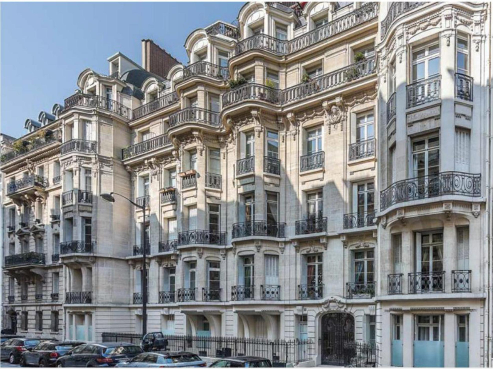 
                                                Location
                                                 Location Bureaux Paris 75016