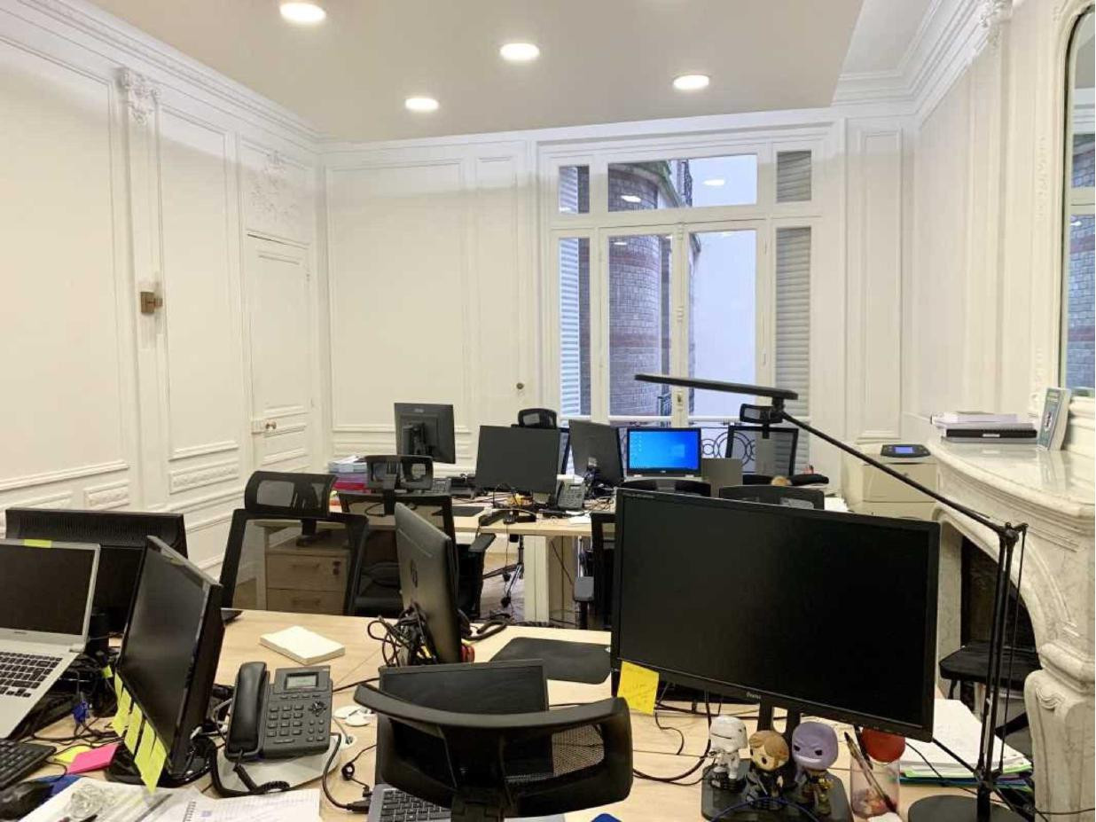 
                                                Location
                                                 Location Bureaux Paris 75016